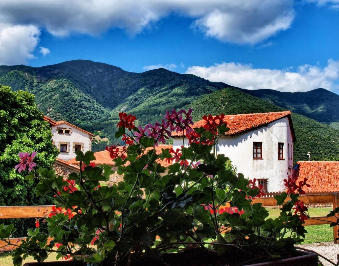 Casa Rural Los Llares Lerones Екстериор снимка
