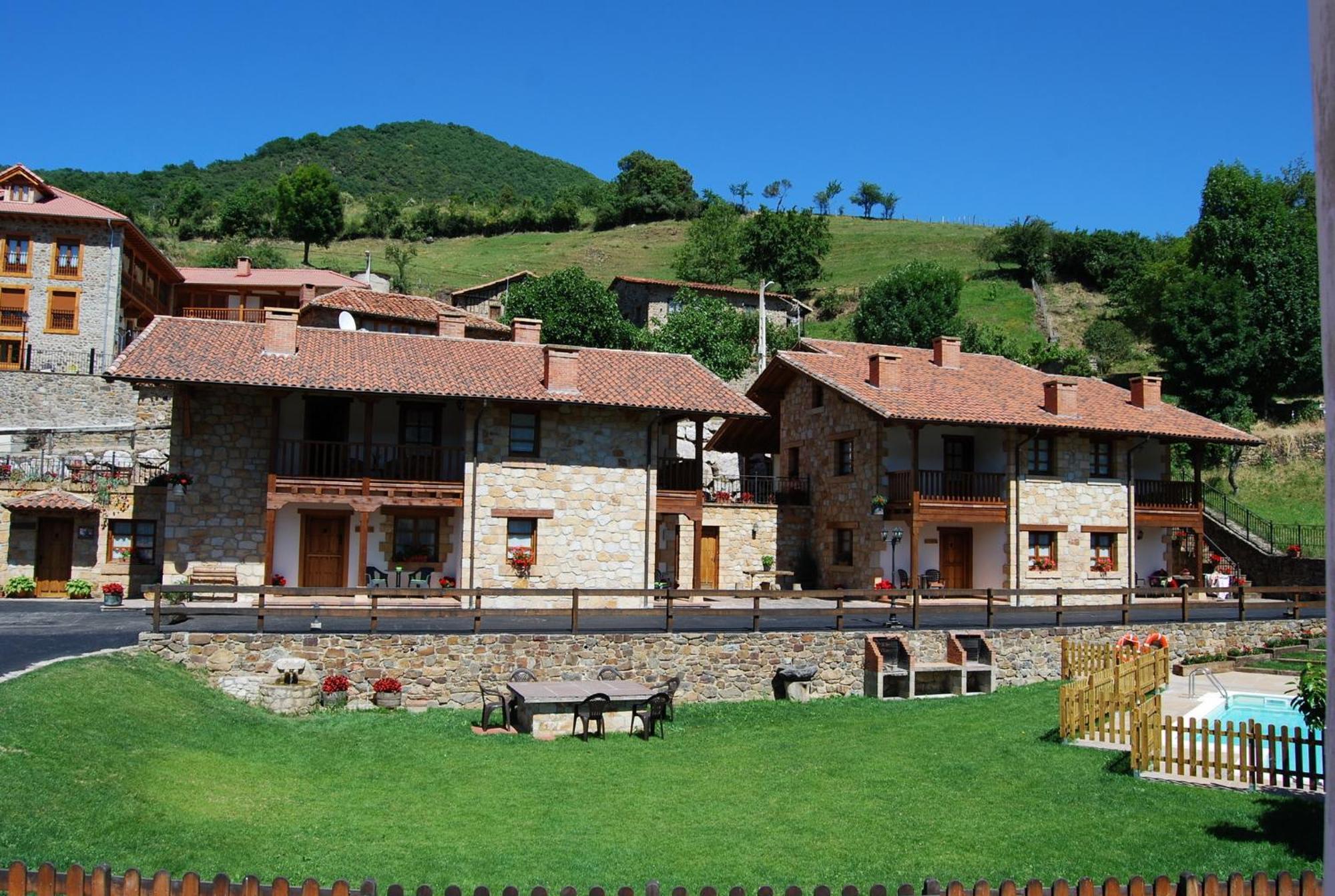 Casa Rural Los Llares Lerones Екстериор снимка